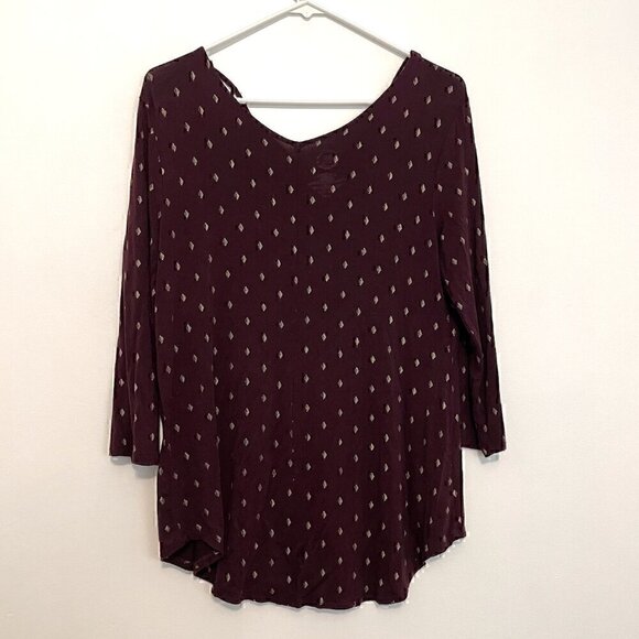MAURICES 24/7 Patterned Tee Lattice V-Neckline Burgundy Maroon Red 3/4 Sleeve M - Picture 10 of 12